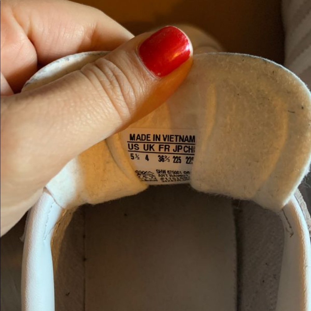 Adidas gazelle shoes - Picture 5 of 5